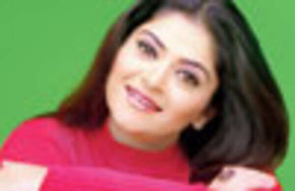 MSD tell the world about Sakshi: Pragati