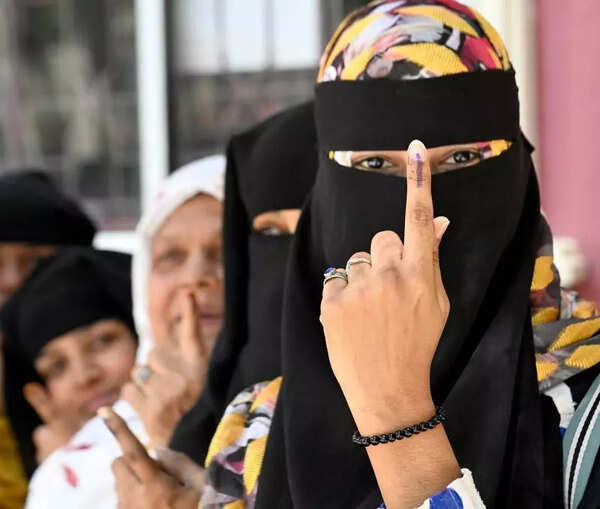 As bypolls near, Congress & BJP scramble for winnable faces