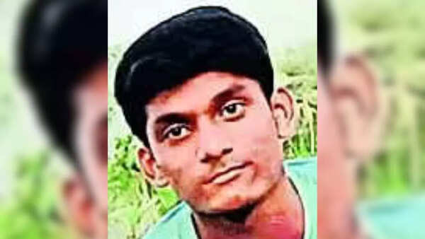 Budding cricketer drugged & robbed in Kolkata, dies