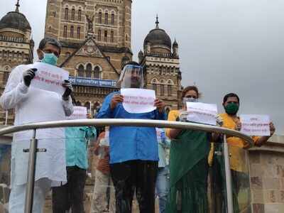 COVID-19: Ram Kadam protests outside BMC office, says ‘carelessness on part of the civic body is distressing’