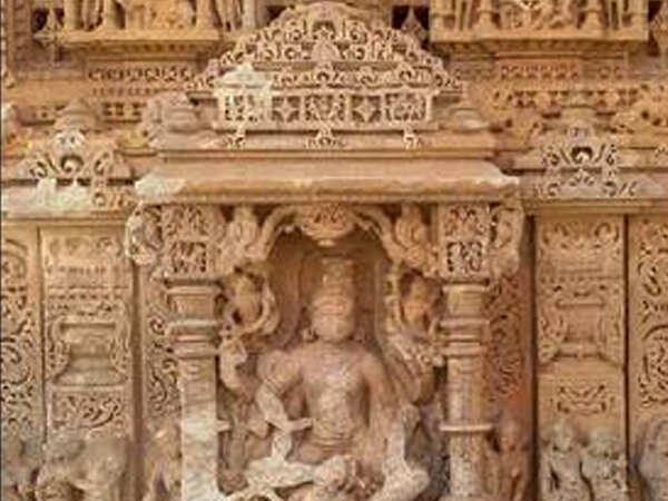 This Saas-Bahu temple highlights glorious past of Mewar queens