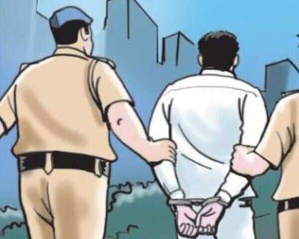 Tech guru of con call centre scam arrested