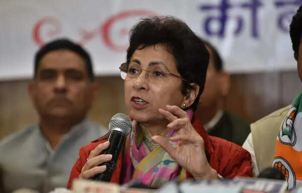 Selja pulls up Fatehabad officials over sanitation, incomplete works