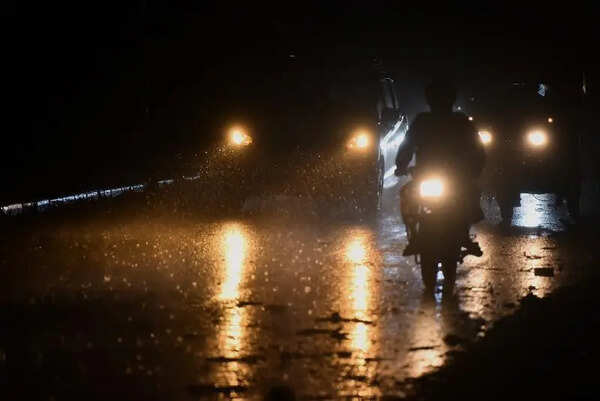 Rain, thunderstorms keep temperature below normal