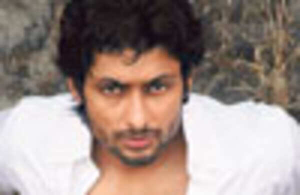 When Indraneil turned bisexual!