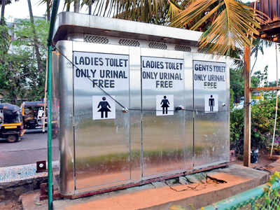 Hawkers ‘take over’ toilet near Salman Khan’s Bandra home