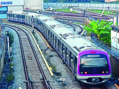 Metro to introduce outdoor ads on train coaches