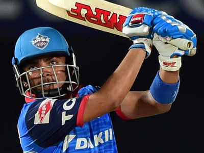 Prithvi  Shaw and Rishabh Pant help Delhi Capitals power into Qualifier 2 after late scare against Sunrisers Hyderabad