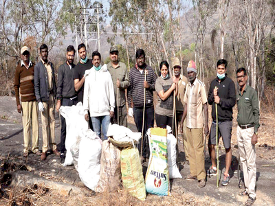 Trekkers, activists get rid of 3,000 kg of garbage from Devarayanadurga and Shivagange