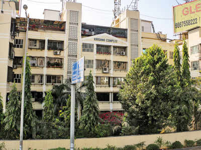 Feud in Paranjape family over Vile Parle society plot
