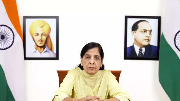 Is Sunita AAP’s No.1 in husband Arvind Kejriwal’s absence?
