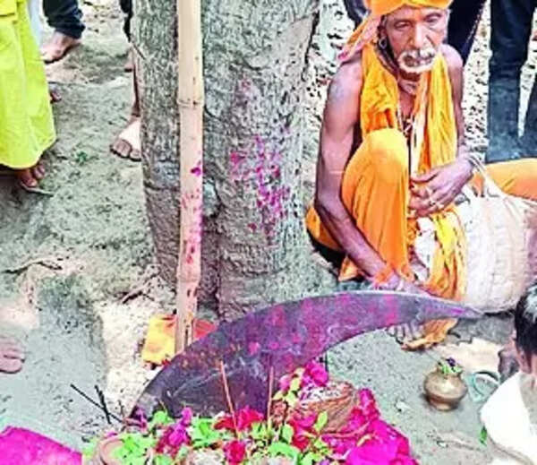 Missing piece of trishul back in Gumla temple ‘after a century’