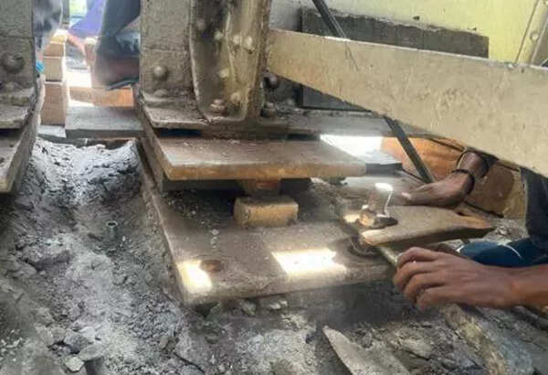 CR revives bridge on Wardha river while maintaining train operations