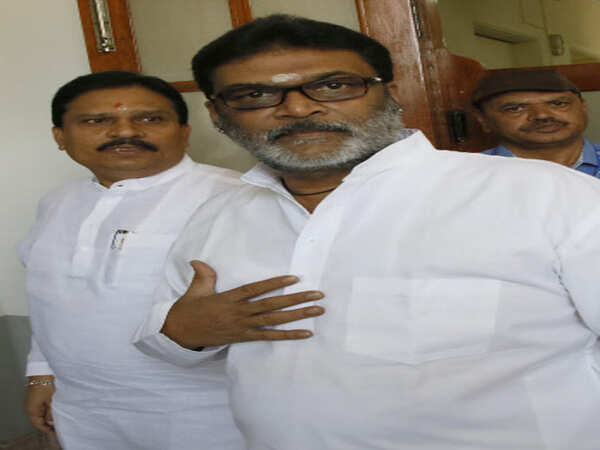 Congress MLA Anand Singh resigns from Karnataka assembly