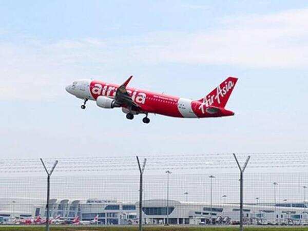 Top-level exits: Five executives quit AirAsia India