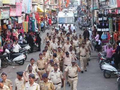 Maharashtra Administrative Tribunal embarrasses Devendra Fadnavis government, stays appointments of 154 police sub inspectors