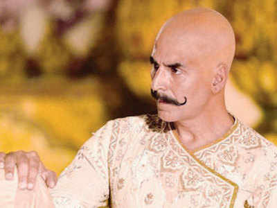 Akshay Kumar's bald move