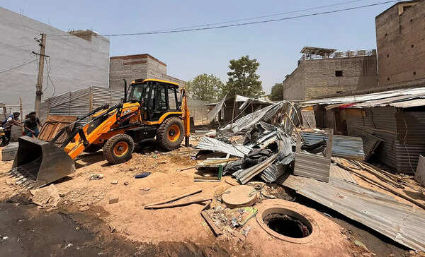 850 shanties razed as DTCP enhances demolition drive in Saraswati Kunj
