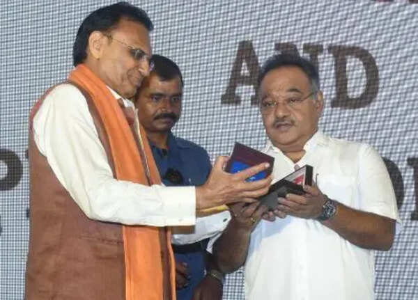 Bengal to get new land policy within 100 days of swear-in, says Samik