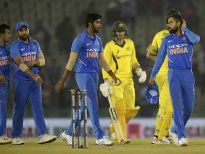 Australia beat India in 4th ODI, level series