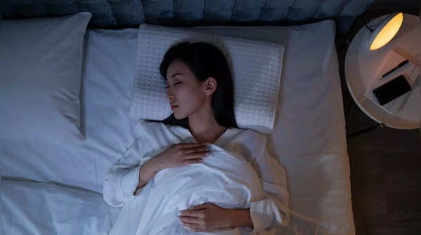 Maintaining a fixed sleep schedule