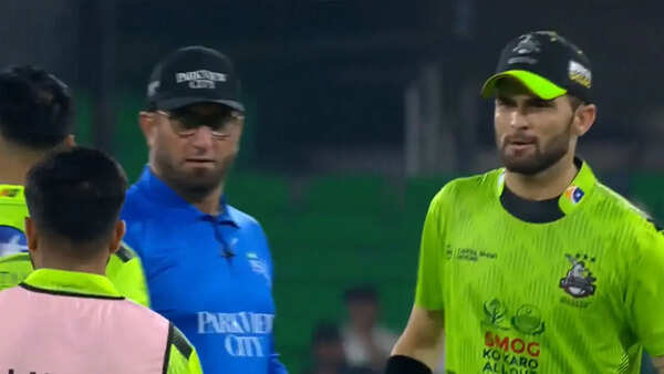 'Umpires ne bola side ho jaayein': First-hand account of PSL ball-tampering controversy