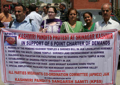 Kashmiri Pandits threaten 'fast unto death'