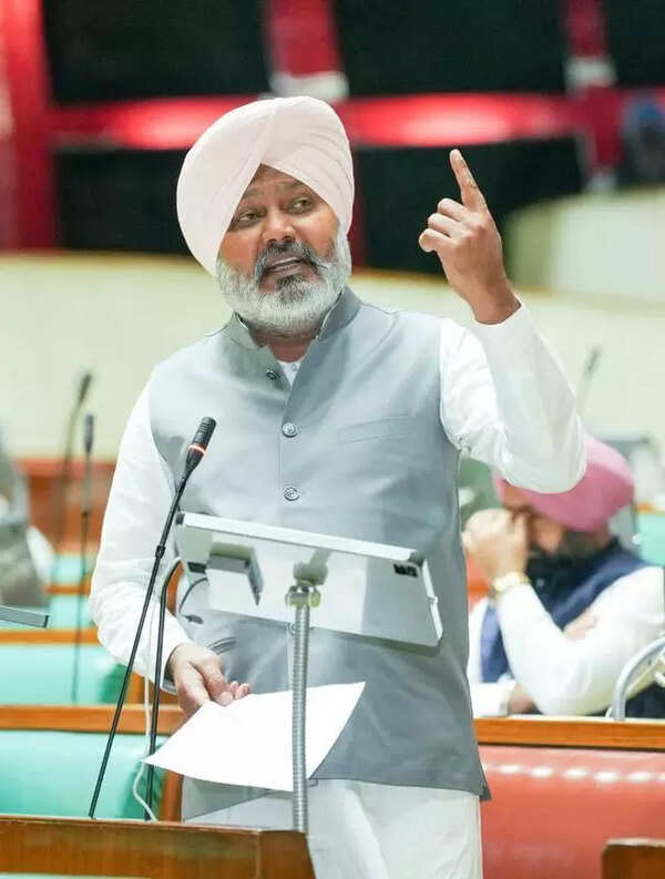 LPG crisis, foreign policy ‘failure’: Punjab assembly OKs resolution condemning Centre