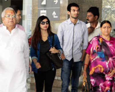 Spotted: Lalu Prasad Yadav at Mumbai airport