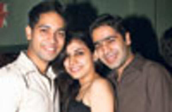 Tantra has party peeps rocking
