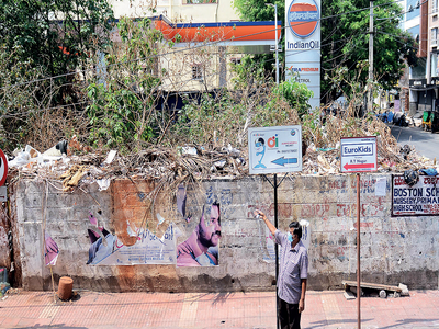 Garbage pile gives RT Nagar residents sleepless nights