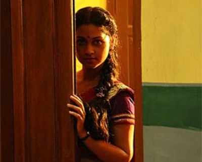 Movie Review: Vidiyum Munn