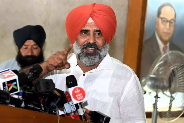 Opposition flags Rs 4.5L cr debt, demands Rs 1,500 monthly allowance for BC and OBC women