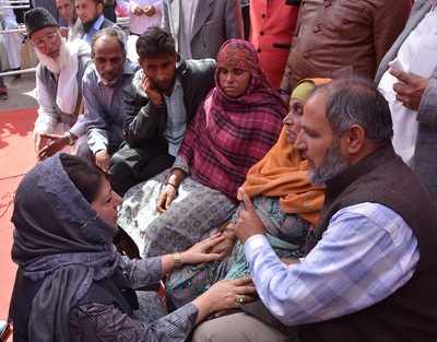 Jammu and Kashmir CM Mehbooba Mufti gives Rs 25 lakh ex gratia to kin of Balakote victims