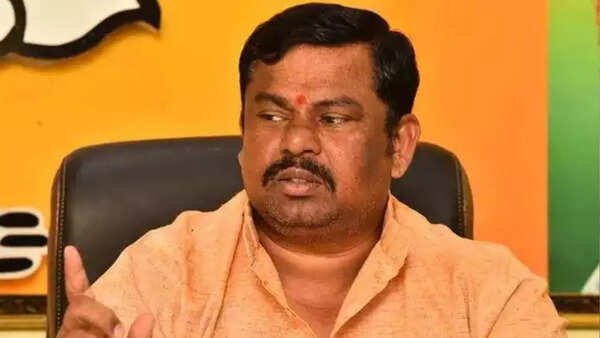 BJP lifts suspension of T Raja Singh ahead of Telangana polls