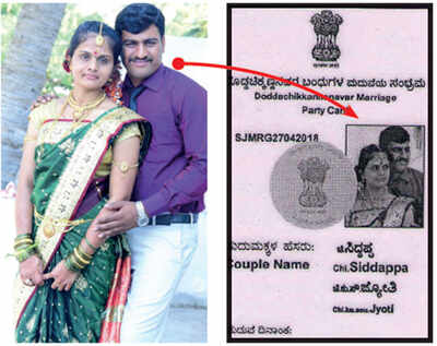 Karnataka Elections 2018: Activist designs wedding card like voter ID