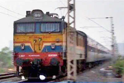 Train hits 120 kmph in test run between Karjat, Neral