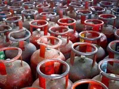 Opposition attacks government on move to do away with LPG subsidy