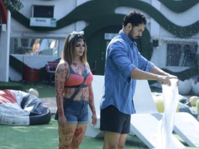 Bigg Boss 14: Rakhi Sawant writes 'I Love Abhinav' all over her body; Rubina Dilaik disapproves