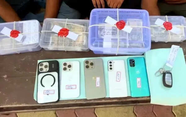 Six held for counterfeit currency racket