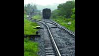 Velsao residents accuse Railways of encroachment, warn of agitation by May 4