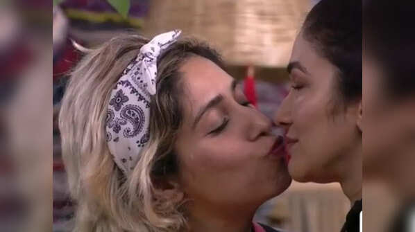 The kiss moment with Ridhima Pandit