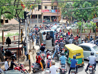 Bengaluru: Tussle between BBMP, Railways delays much-awaited overbridge at Chinnappanahalli railway gate