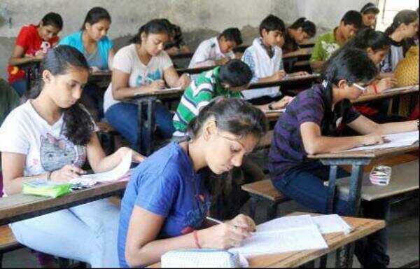 ‘Wrong’ question in maths paper puzzles ISC students