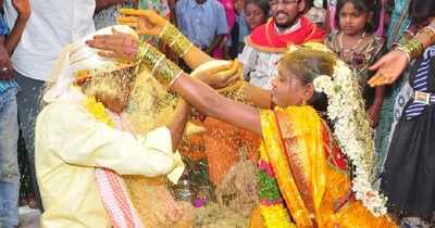 Telangana: Bride collapses on wedding stage, dies after tying knot