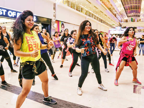 #KeralaFloodRelief: A zumba session in Noida to raise funds