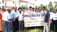 Teachers of Uttarakhand University on strike over implementation of 7th Pay Commission 