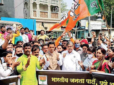 Maharashtra BJP chief Chandrakant Patil, 50 party workers booked for flouting COVID norms during protest