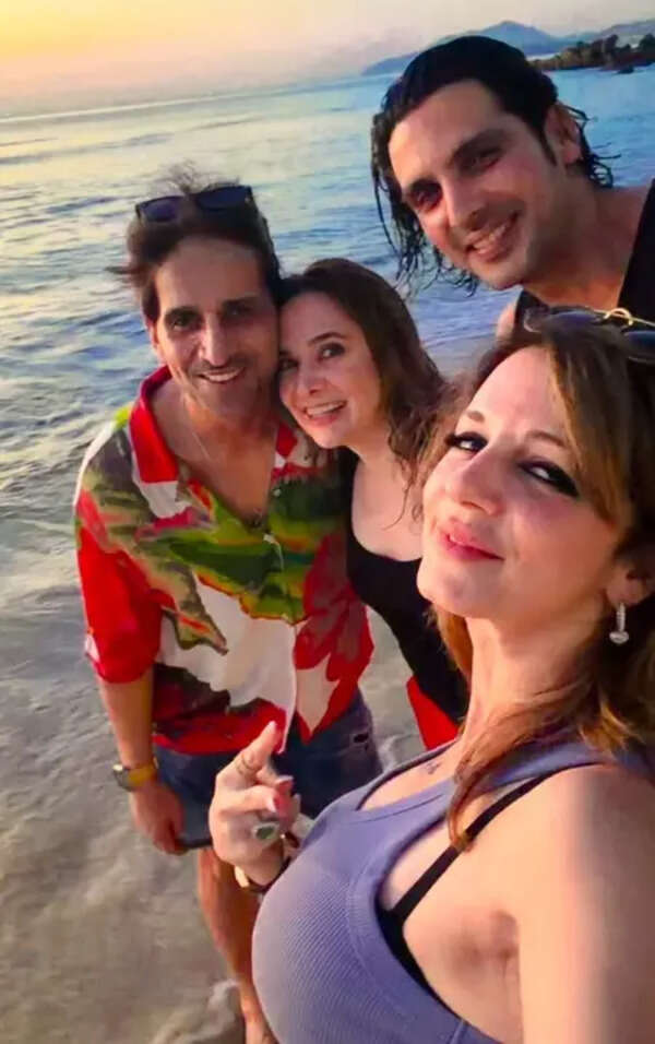 Test Article with <b>OG Image ID</b> | <b><i><u>Sussanne Khan</u></i></b> carries her late mother Zarine Khan in her heart during her Phuket trip