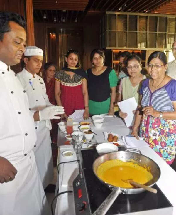 Hotels in MP explore electric cooking as LPG supply curbs tighten